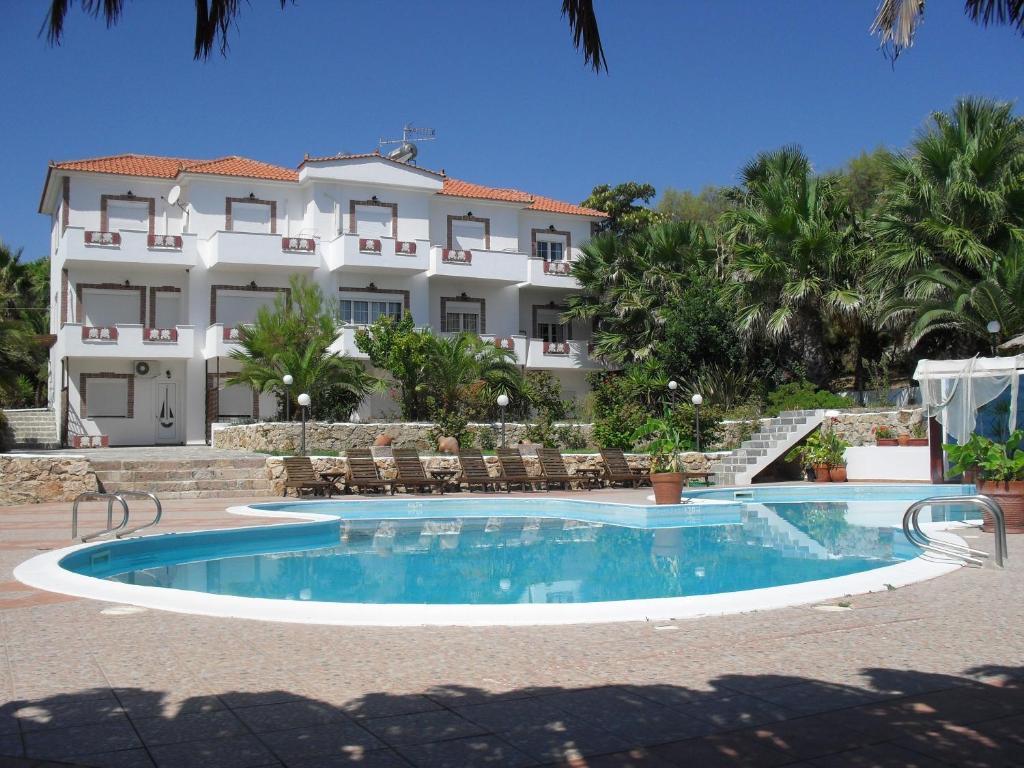 Villa Pouloudia Vatera Eksteriør billede